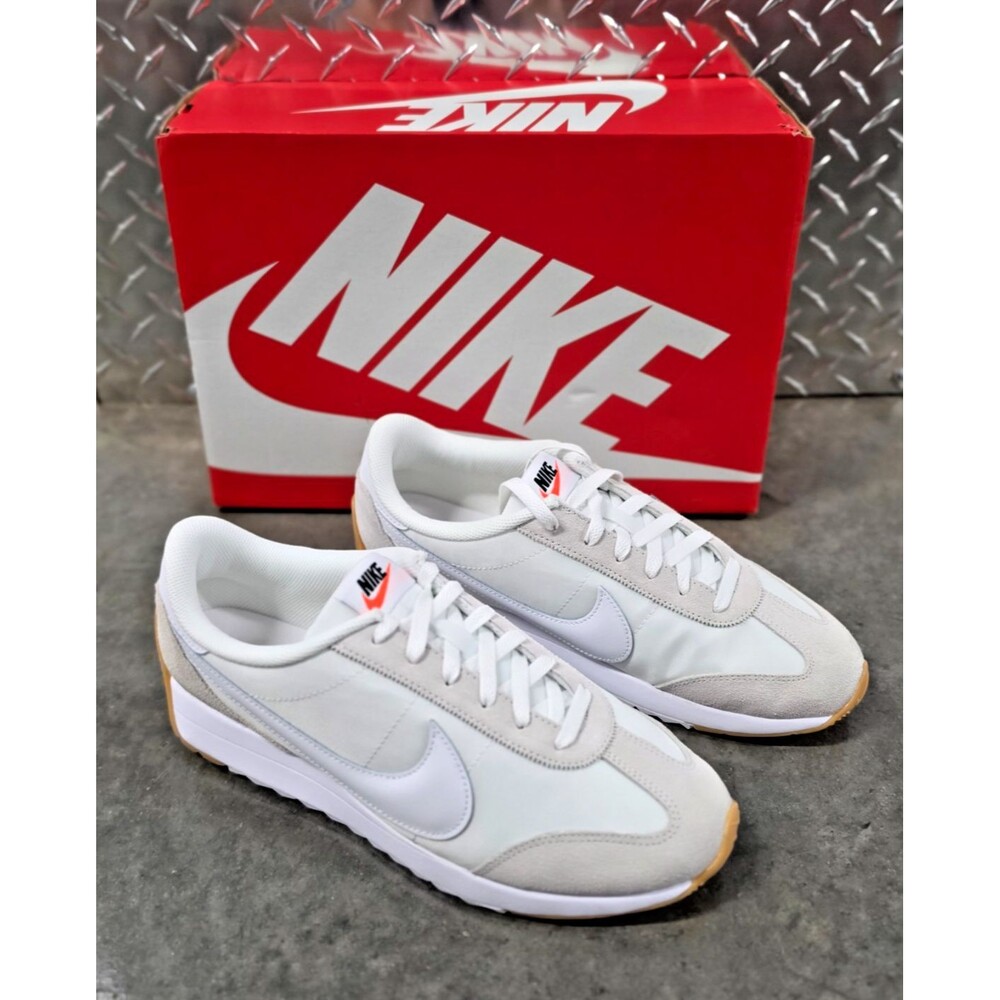 Size 11 - Nike Pacific White Gum W